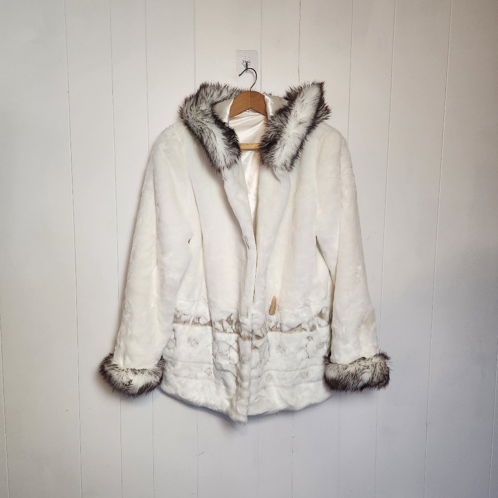 Retro White Faux Fur Penguin Coat Hooded Toggle Winter Jacket Size Small Vintage - Picture 6 of 14